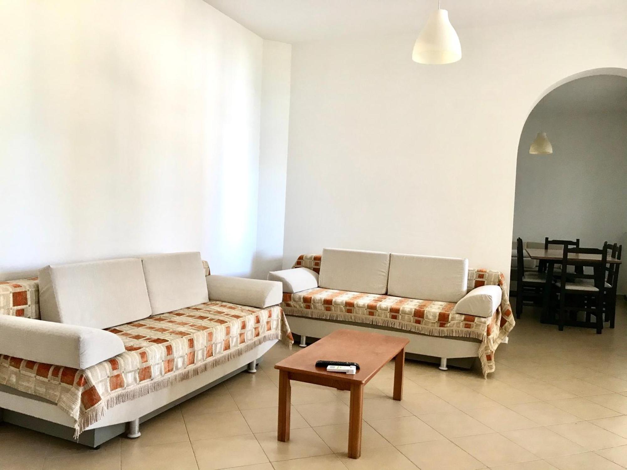 סרנדה Vila Gjoni מראה חיצוני תמונה
